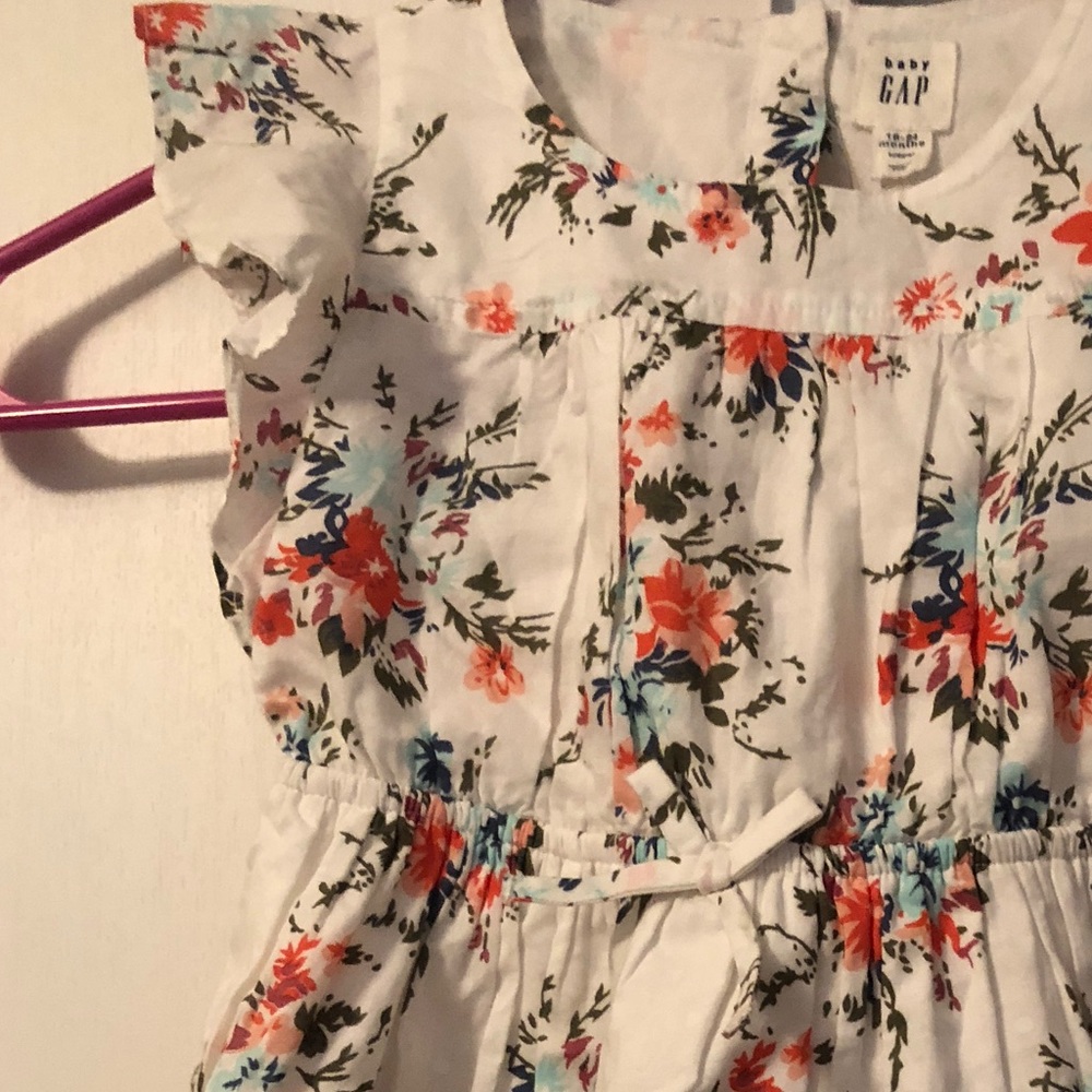 New Baby Gap Dress 18-24 mo